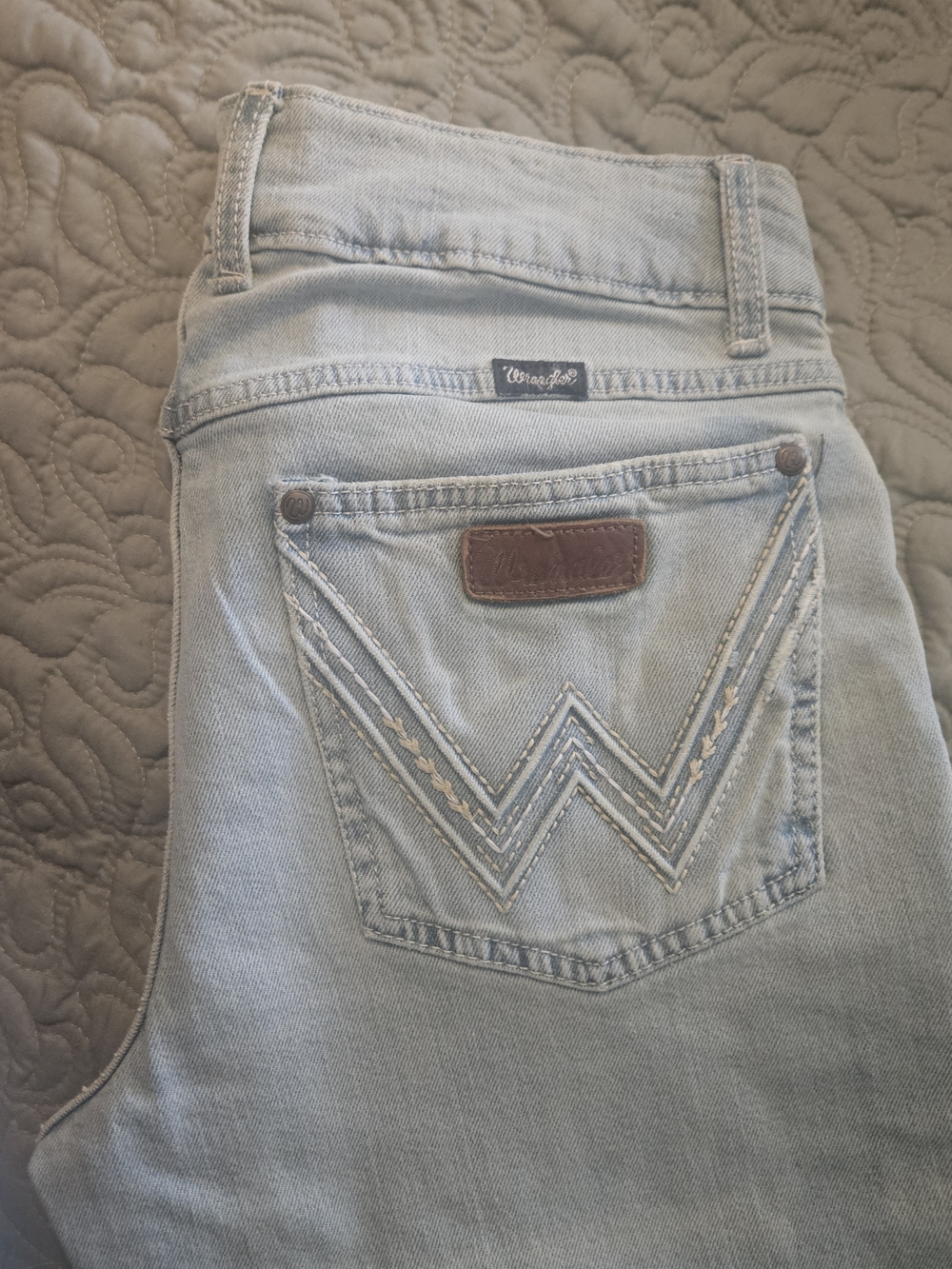 Wrangler Women's Light Wash Denim Jeans - Light Blue